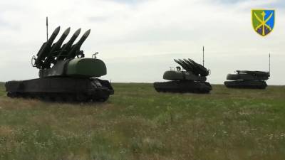 Петр Порошенко - Украина перебросила войска к российской границе - piter.tv - Россия - Украина - Киев - Крым - Минобороны