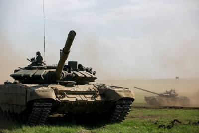 Сергей Шойгу - Россия отправила в Белоруссию армейские эшелоны с военными и техникой - znak.com - Россия - Белоруссия