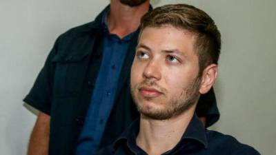 Яир Нетаниягу - Яир Нетаниягу извинится перед прокурорами, чтобы не платить 1 млн шекелей - vesty.co.il - Израиль - Twitter