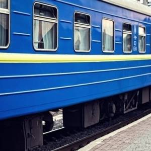 В Коростене два человека попали под поезд. Видео - reporter-ua.com - Украина