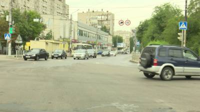 Перекрытие путепровода в Воронеже оказалось для водителей сюрпризом - vestivrn.ru - Воронеж