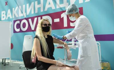 Розыгрыш авто среди привитых москвичей продлили до 15 августа - tvc.ru - Москва