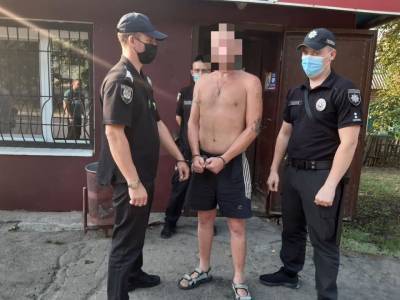 В Лисичанске двое мужчин в масках ограбили магазин - vchaspik.ua - Украина - Лисичанск