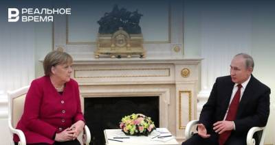Владимир Путин - Ангела Меркель - Ульрика Деммер - Путин и Меркель обсудили договоренности ФРГ и США по «Северному потоку — 2» - realnoevremya.ru - Россия - США - Украина - Германия