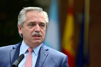 Альберто Фернандес - Аргентинцам выдадут удостоверения личности без указания пола - lenta.ru - Аргентина