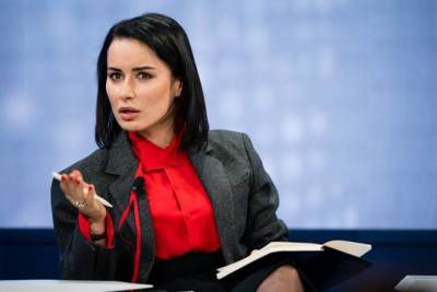 Ольга Бузова - Тина Канделаки - Дмитрий Губерниев - Канделаки: От скандального эфира с Бузовой и Губерниевым выиграли все - versia.ru