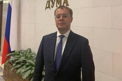 Суд арестовал имущество и счета депутата Госдумы Ковпака и его семьи - lenta.ru - Свердловская обл.