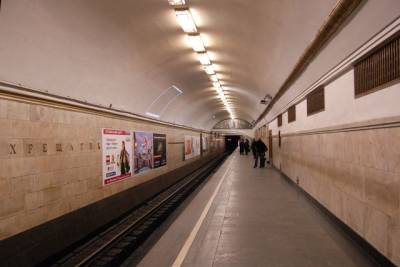 Наталья Макогон - В столичном метро произошла серьезная драка с пистолетами и применением газа (ВИДЕО) - enovosty.com - Київ