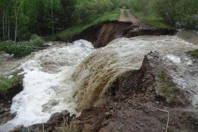 Дорогу в Тунгокоченском районе Забайкалья перекрыли из-за паводков - chita.ru - район Забайкалья