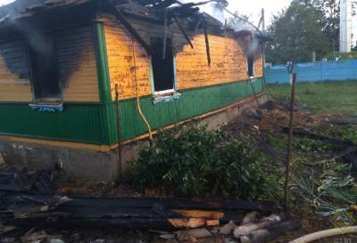 В Берестовицком районе мужчина вытащил из горящего дома своего соседа - grodnonews.by - Белоруссия - район Берестовицкий