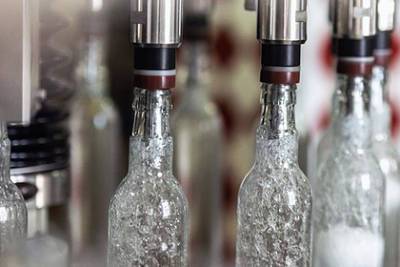 Россияне стали пить больше водки - lenta.ru