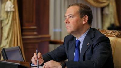 Дмитрий Медведев - Даниил Медведев - Медведев заявил, что развитию технологий в России противодействуют из-за рубежа - vm.ru - Россия