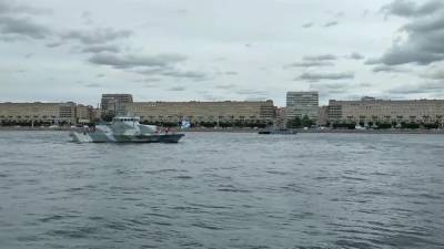 Видео: в Петербурге прошла генеральная репетиция Военно-морского парада - piter.tv - Санкт-Петербург
