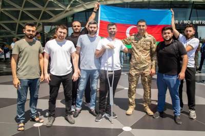Еще ряд участников Отечественной войны Азербайджана вернулись на родину после лечения в Турции (ФОТО) - trend.az - Турция - Азербайджан