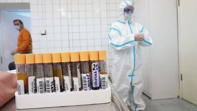 В Минздраве оценили риск возникновения тромбоза у переболевших COVID-19 - iz.ru - Россия - Израиль