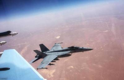 Опубликовано фото опасной встречи Су-30СМ и американского F/A-18 в небе Сирии - topcor.ru - Россия - США - Сирия - Вашингтон - Ирак - Иордания