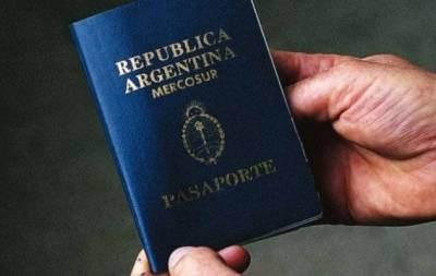 Альберто Фернандес - Отказ от бинарности: Аргентина разрешила не указывать стать в паспортах - skuke.net - Аргентина