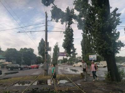 Стихия в Одессе: часть общественного транспорта не ходит - odessa-life.od.ua - Украина - Одесса