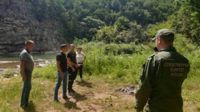 В Приморье поймали убийцу, не сумевшего сжечь своих жертв и угнать машину - vesti.ru - Приморье край