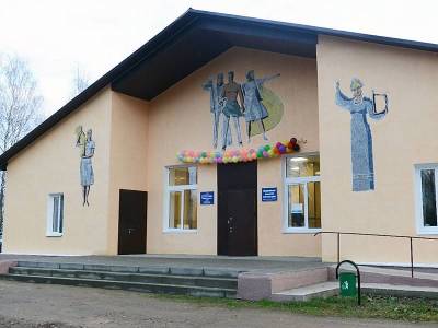 Анна Андреенкова ознакомилась с условиями работы Домов культуры Ельнинского района - rabochy-put.ru - Россия - Смоленск