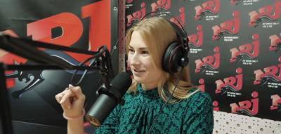 Екатерина Никитина - Фигурка просто бомба: звезда "Женского Квартала" Катя Никитина аппетитно выгнулась в крошечном купальнике - ukrainianwall.com - Украина
