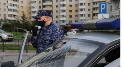 В Петербурге задержали мужчину, имевшего при себе карабин - piter.tv - Санкт-Петербург