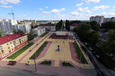 В Брянске открылся сквер у кинотеатра «Салют» - mk.ru - район Володарский - Брянск