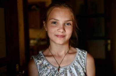 Юная украинка спасла четверых детей от наводнения: как наградили маленькую героиню - politeka.net - Украина