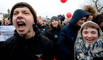 Александр Клаус - СК готовит рекомендации для «сознательного отказа» подростков от протестных акций - newizv.ru - Россия