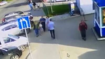 Ирина Волк - Житель Иркутска порезал отца сбитой им на улице девушки - vesti.ru - Иркутск