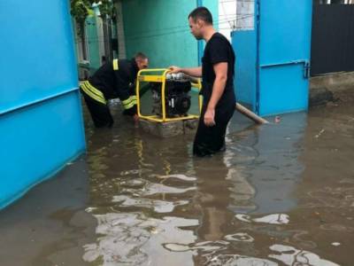 В Украине выросло число жертв природных катастроф - lenta.ua - Украина - Запорожская обл. - Одесса - Бердянск