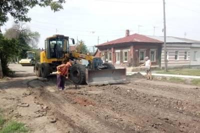 Тамбовские дорожники благоустраивают тротуары - tambov.mk.ru - Тамбов
