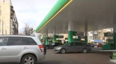 Минэкономики обязало АЗС снизить цены на бензин на 23 коп./л по формуле «Роттердам+» - politeka.net - Украина - Роттердам+