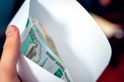 Российские власти решили поднять минимальные зарплаты в 2022 году - news.vse42.ru - Россия - Власти