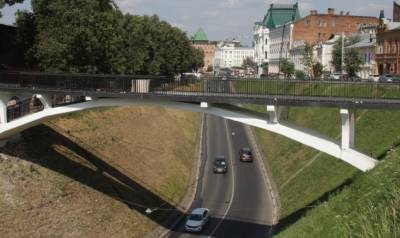 Архитектурная подсветка установлена на отремонтированном мосту через Зеленский съезд - vgoroden.ru