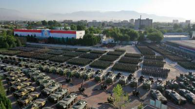 Эмомали Рахмон - Военный парад прошел сегодня в Душанбе - anna-news.info - Узбекистан - Душанбе - Киргизия - Таджикистан - Афганистан