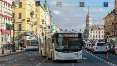 Автобусы в центре Петербурга изменят свои маршруты в День ВМФ - dp.ru - Санкт-Петербург