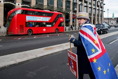 Борис Джонсон - В ЕС отказались пересматривать условия Brexit - lenta.ru - Англия - Ляйен - Ирландия