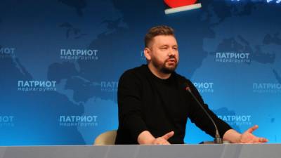 Олег Навальный - Серуканов сравнил Соболь с "чемоданом без ручки" после ее выходки в здании суда - inforeactor.ru