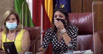 Крыса напугала парламентариев в Испании и сорвала заседание (видео) - focus.ua - Украина - Испания - Парламент
