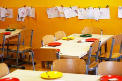 В детском саду № 55 в Купчино уже 26 детей заболели из-за патогенов в еде - abnews.ru - Купчино