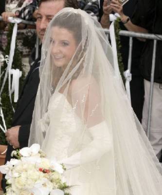 принц Луи - Жизнь после дворца: принцесса Люксембурга второй раз вышла замуж — в платье с черной лентой - skuke.net - Люксембург - Великое Герцогство Люксембург - Нассау