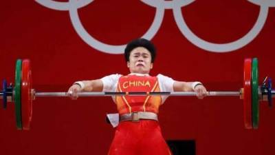 Китаянка стала олимпийской чемпионкой по тяжелой атлетике - newizv.ru - Китай - Индия - Индонезия