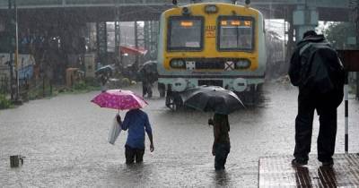 В Индии из-за наводнения погибло более сотни человек (ФОТО, ВИДЕО) - dsnews.ua - Украина - Индия - Мумбаи