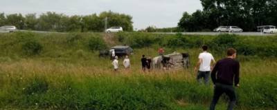 В Новосибирской области женщина вылетела в окно машины при ДТП - runews24.ru - Новосибирская обл.