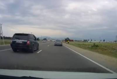 Видео: смертельный разгон до 230 км в час – двое погибших - online47.ru - Махачкала - Астрахань