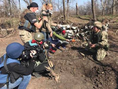 Александр Мазейкин - Украинские СМИ приехали на Донбасс снимать фейковые ролики против защитников ЛНР - news-front.info - Украина - ЛНР - Луганск - Донбасс