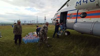 Борт МЧС доставил продукты в пострадавшие от паводка села Забайкалья - iz.ru - Россия - Израиль - Красноярск - Забайкальский край - Нерчинск