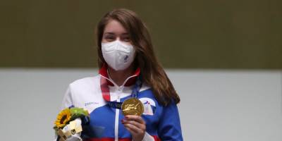 Россия завоевала первое золото в Токио - ruposters.ru - Россия - Китай - США - Токио - Япония - Болгария