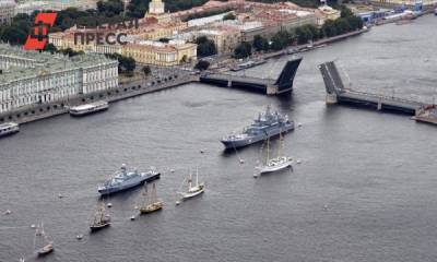 Владимир Путин - Грандиозное шоу без зрителей: в Петербурге прошел военно-морской парад - fedpress.ru - Санкт-Петербург
